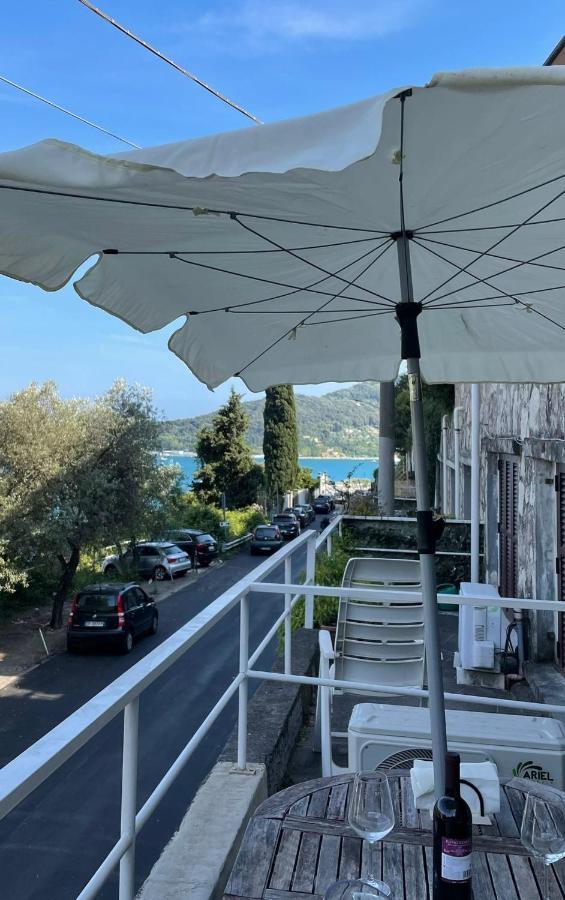 Monolocale Baia Dei Delfini Apartment Porto Venere Exterior photo